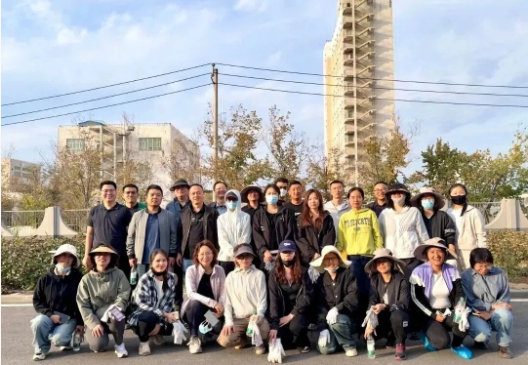 {f945459d-ca7b-4c63-afb0-6056a7c264d2}